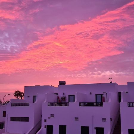 Villa Siroi, Puerto Del Carmen, Heated Pool, 10Mn From The Sea بويرتو ذيل كارمين المظهر الخارجي الصورة