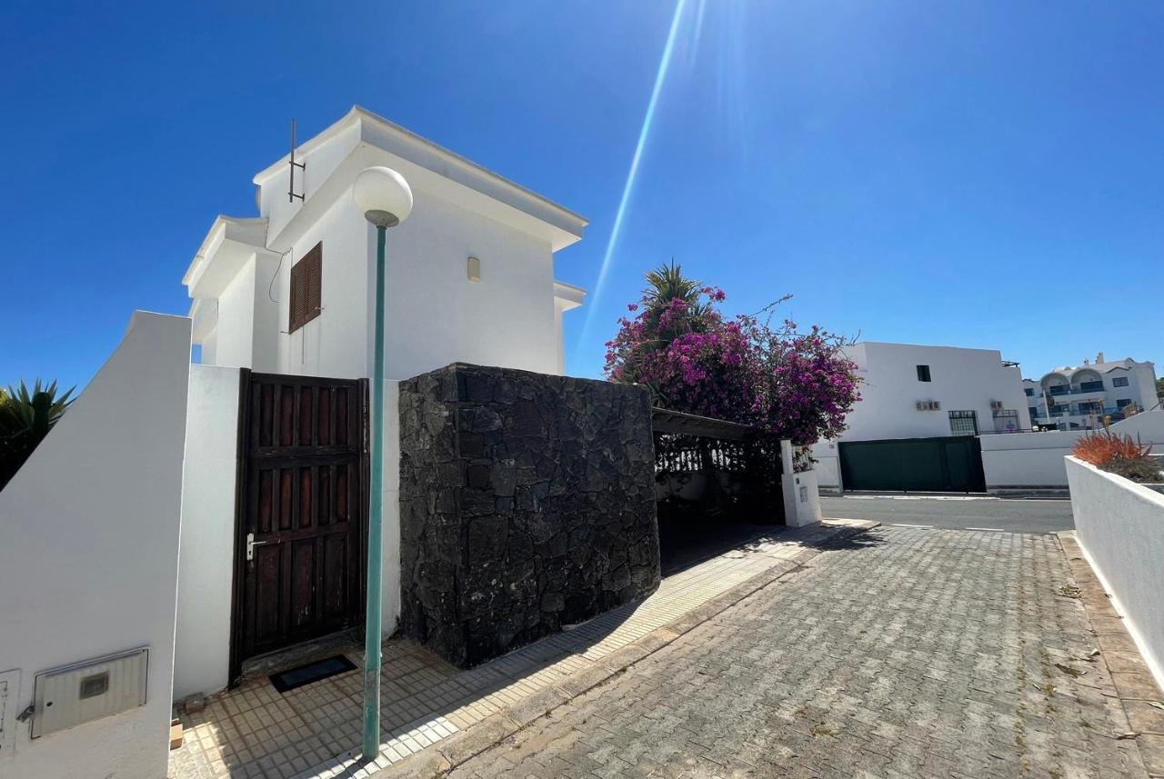 Villa Siroi, Puerto Del Carmen, Heated Pool, 10Mn From The Sea بويرتو ذيل كارمين المظهر الخارجي الصورة